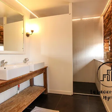 Le Quinze Apartment *