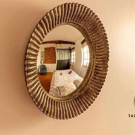 Le Quinze Apartment *