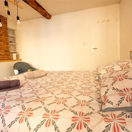 Le Quinze Apartment *